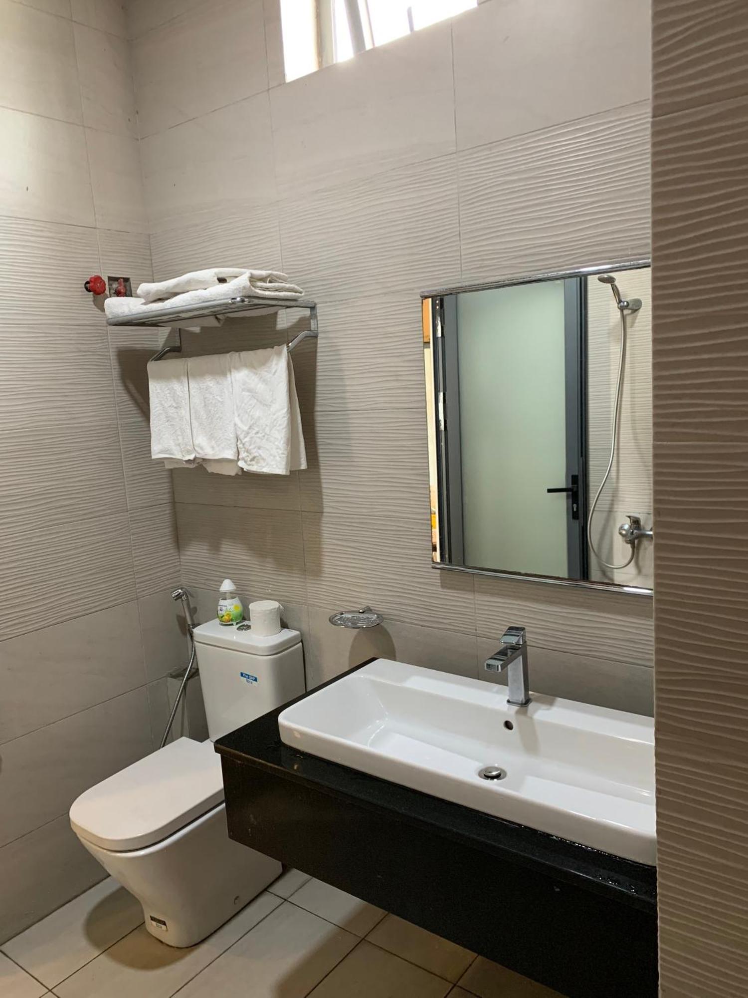 Ha Long Hotel Ciudad Ho Chi Minh  Exterior foto